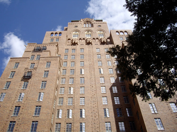 New York Vacation Rentals, guide NYC, Vacation Rentals New york, Hotel Deals, Where to Stay in New York - rent a condo, private tour visit New York things to do in NYC city fly to New York plan your vacation in New york vacation rentals in NYC downtown