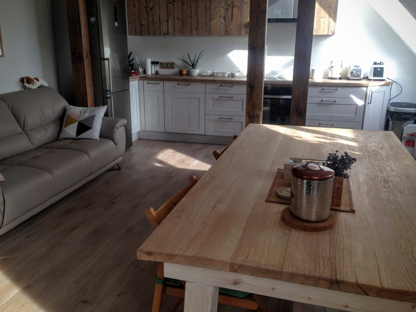 Beautiful penthouse apartment 5 min walk to Metro