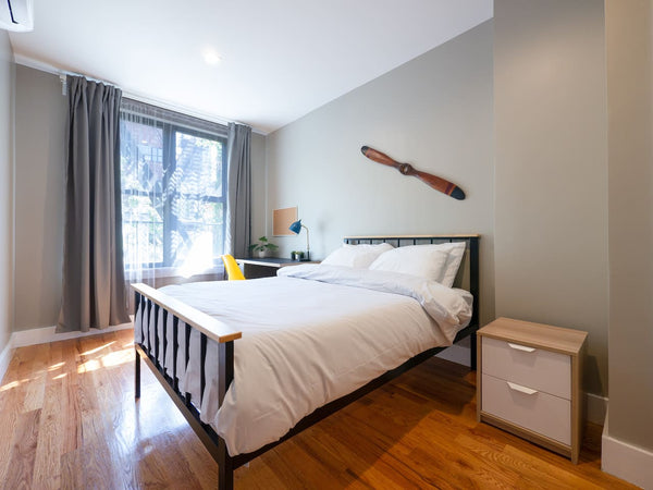 Discover the best of Brooklyn from this renovated, fully furnished apartment wit New York, NY Rental unit in Brooklyn · 1 bedroom · 1 bed · 2 shared baths Private room in rental unit vacation rental 46329627