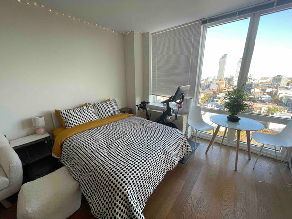Just one train stop away from the buzzing New York City, this lovely place is pe New York, NY Rental unit in Queens · ★5.0 · Studio · 1 bed · 1 bath Entire rental unit vacation rental 53379658