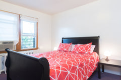 This comfortable 2 bedroom apartment is located in a 2 family house in the Richm New York, NY Rental unit in Jamaica · ★4.53 · 2 bedrooms · 2 beds · 1 bath Entire rental unit vacation rental 1220548