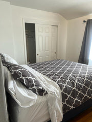 Enjoy easy access to everything from this perfectly located home base. This home Poughkeepsie, NY Home in Staten Island · 1 bedroom · 1 bed · 1.5 baths Private room in home vacation rental 989778270430206453