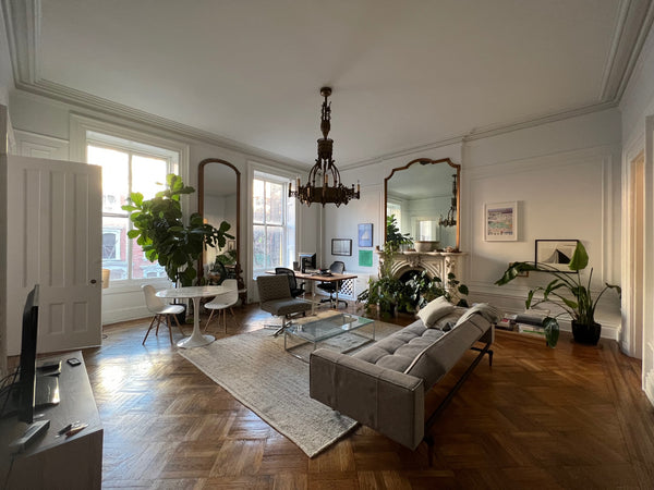 Beautiful one bedroom apartment located 2 blocks away from the Brooklyn Heights  New York, NY Rental unit in Brooklyn · 1 bedroom · 1 bed · 1 bath Entire rental unit vacation rental 521881115025270531