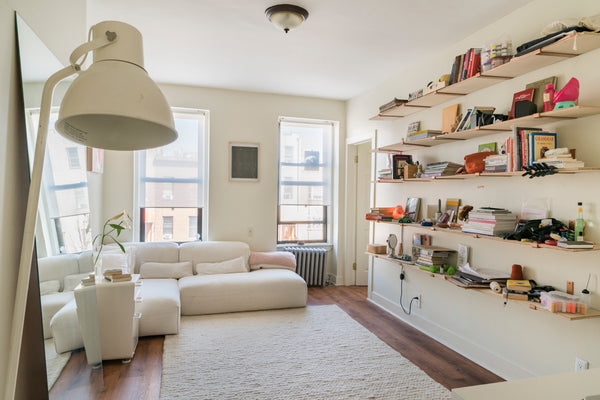 Come stay in the spacious, sun filled 2.5 bedroom apartment in a beautiful brown New York, NY Rental unit in Brooklyn · ★5.0 · 2 bedrooms · 1 bath Private room in rental unit vacation rental 877731639504424119