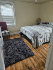 Clean, comfortable room in a quiet and safe neighborhood.  Walking distance to L California, United States Home in Queens · ★New · 2 bedrooms · 2 beds · 1.5 baths Private room in home vacation rental 1047281007754161901