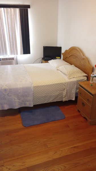 JFK/Queens Best, large beautiful private room in a beautiful private house with  New York, United States Home in Queens · ★4.77 · 1 bedroom · 1 bed · 1 private bath Private room in home vacation rental 23456621