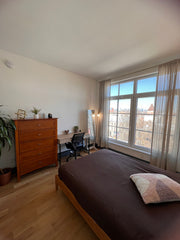 Private bedroom is available July 6th-  August 31st in the heart of Bed-Stuy Bro  Rental unit in Brooklyn · 1 bedroom · 2 beds · 1 shared bath Private room in rental unit vacation rental 861568329854889553