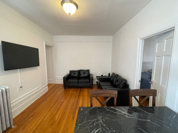 Situated in the bustling heart of Washington Heights, this apartment provides se Buenos Aires, Argentina Rental unit in New York · 3 bedrooms · 3 beds · 1 bath Entire rental unit vacation rental 973238404538275285