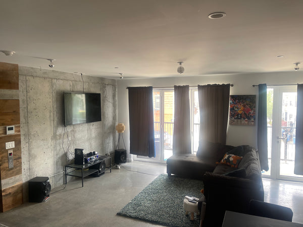 (We aren’t booked ) Forget your worries in this super spacious and serene space.  Condo in Brooklyn · ★4.71 · 1 bedroom · 1 bed · 1 bath Entire condo vacation rental 880358297118737350