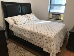 Two bedroom apartment, where one is for guests, with a queen size bed, dresser,  New York, NY Rental unit in Queens · ★4.84 · 1 bedroom · 1 bed · 1 shared bath Private room in rental unit vacation rental 14151551