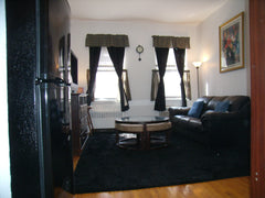 Real 1 Bedroom with Queen Size Bed in Cozy bedroom and Murphy Bed in Living Room  Rental unit in New York · 1 bedroom · 2 beds · 1 bath Entire rental unit vacation rental 2783468