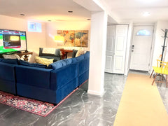 In the heart of Woodlawn, known as a section of the Bronx full of Irish heritage  Rental unit in New York · ★4.86 · 1 bedroom · 1 bed · 1 bath Entire rental unit vacation rental 42541688