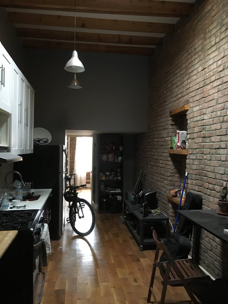 Westward facing one bedroom style loft, exposed brick and found wood for ceiling New York, United States Rental unit in Bushwick · 1 bedroom · 1 bed · 1 bath Private room in rental unit vacation rental 11270828