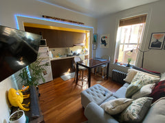 My cute apartment in Astoria is only a 15min subway away from Central Park, not  New York, NY Rental unit in Queens · ★5.0 · 1 bedroom · 1 bed · 1 bath Entire rental unit vacation rental 809546216703201639