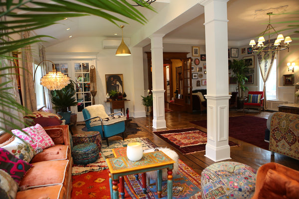 A newly renovated 5+ bedroom, 4500 square foot Victorian home in Ditmas Park, Br New York, NY Home in Brooklyn · ★5.0 · 5 bedrooms · 5 beds · 4.5 baths Entire home vacation rental 26093497