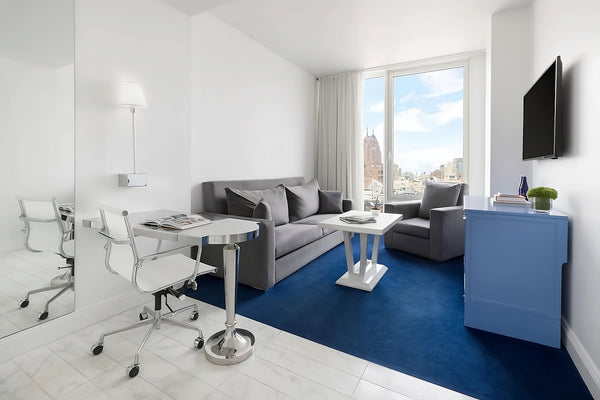 The eclectic blend of artistic sceneries and broadway highlights make this pictu  Hotel in New York · 1 bedroom · 1 bed · 1 bath Room in hotel vacation rental 814173505104628279