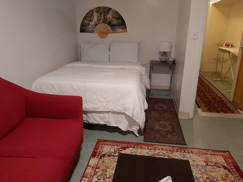 Basement apartment. Quite neighborhood and only 10 minutes from JFK airport. Two New York, NY Guest suite in Queens · ★4.89 · 2 bedrooms · 2 beds · 1 private bath Private room in guest suite vacation rental 697162273018281181