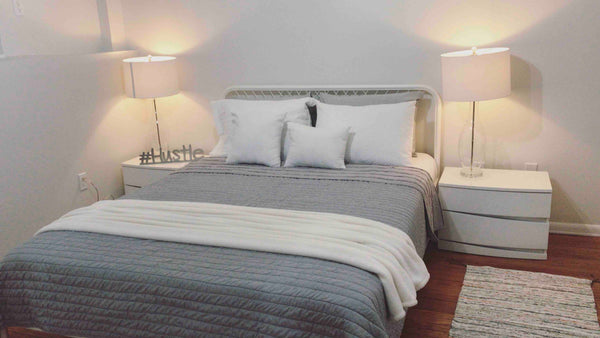 This stylish cozy apartment features on-street parking, and easy access to Manha New York, United States Rental unit in Staten Island · ★4.86 · 1 bedroom · 3 beds · 1 bath Entire rental unit vacation rental 32502180