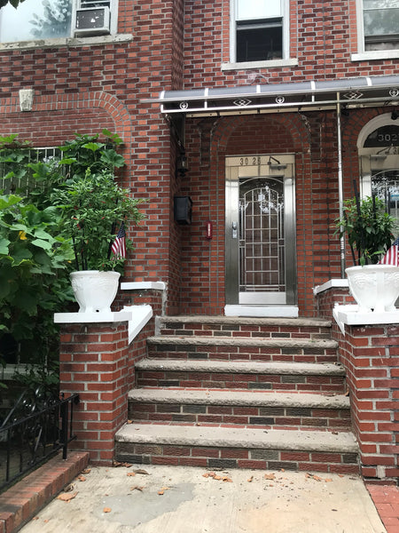 This address is a five minute drive from LaGuardia Airport. It’s also a five min  Rental unit in East Elmhurst · ★4.86 · 2 bedrooms · 3 beds · 1 bath Entire rental unit vacation rental 28359897