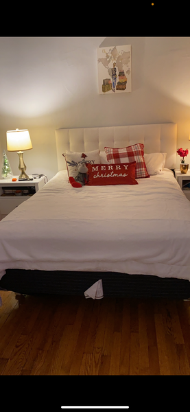 Cozy and spacious room!! every guest will enjoy easy access to everything from t  Guest suite in Bronx · ★4.86 · 1 bedroom · 1 bed · 1 shared bath Private room in guest suite vacation rental 52105294