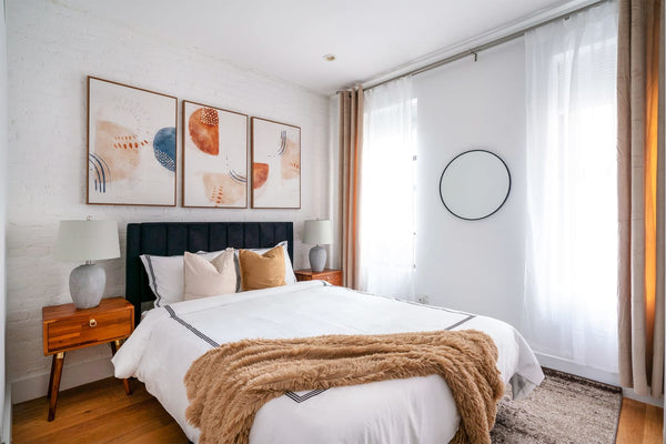 This elegantly furnished 2-bedroom apartment offers a blend of comfort and style New York, NY Serviced apartment in New York · 2 bedrooms · 2 beds · 1 bath Entire serviced apartment vacation rental 985419547082037217