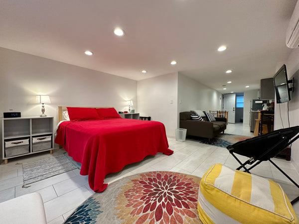 Spacious suite conveniently located close to public transportation & many local  New York, NY Townhouse in Brooklyn · ★4.88 · Studio · 2 beds · 1 bath Entire townhouse vacation rental 52426248