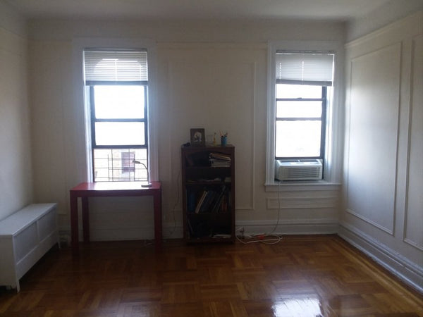 Spacious, bright apartment at vibrant Inwood, Manhattan.  Located around the cor  Rental unit in New York · 1 bedroom · 1 bed · 1 bath Entire rental unit vacation rental 41021580