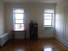 Spacious, bright apartment at vibrant Inwood, Manhattan.  Located around the cor  Rental unit in New York · 1 bedroom · 1 bed · 1 bath Entire rental unit vacation rental 41021580