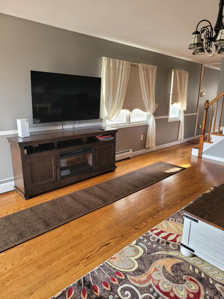 Three-bedroom home in Staten Island, NY. Master bedroom has a queen size bed wit Sussex, NJ Townhouse in Staten Island · 3 bedrooms · 4 beds · 2.5 baths Entire townhouse vacation rental 918665614477414731