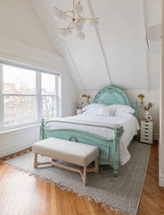 Private room with fantastic bathroom on top floor of historic Brooklyn home owne New York, NY Home in Brooklyn · 1 bedroom · 1 bed · 1.5 baths Private room in home vacation rental 49417271