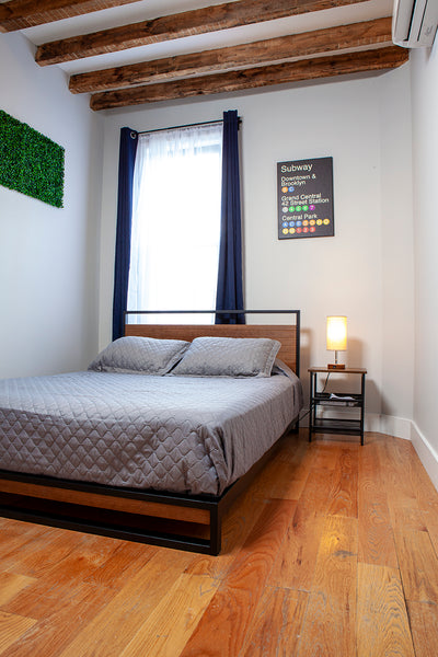 Cozy urban retreat in a vibrant borough, where eclectic charm meets modern comfo  Rental unit in Brooklyn · ★4.69 · 1 bedroom · 1 bed · 1 shared bath Private room in rental unit vacation rental 594108734920583369