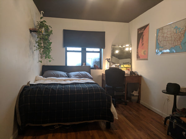 Artist apartment in Bedstuy with a private room to rent. 4 roommates, 2 floors.  New York, NY Rental unit in brooklyn · ★5.0 · 1 bedroom · 1 bed · 1 shared bath Private room in rental unit vacation rental 15216895