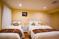 This home is located in a luxury residential area in the hustle and bustle of Fa New York, United States Home in Flushing  · 1 bedroom · 2 beds · 1 shared bath Private room in home vacation rental 22050927