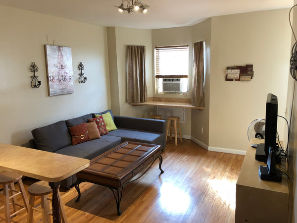 Spacious, fully furnished 3 Bedroom, 2-bath duplex with private terrace. Perfect  Rental unit in Bronx · 3 bedrooms · 4 beds · 2 baths Entire rental unit vacation rental 28941589