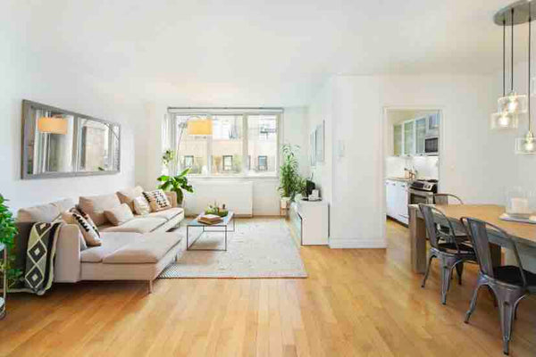Spacious, modern & quiet apartment in doormen luxury building, ideal for a coupl London, United Kingdom Condo in New York · ★5.0 · 1 bedroom · 2 beds · 1 bath Entire condo vacation rental 9866039