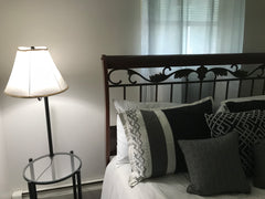 Newly renovated and beautifully decorated one bedroom apartment in Crown Heights  Rental unit in Brooklyn · ★4.83 · 1 bedroom · 2 beds · 1 bath Entire rental unit vacation rental 28155197