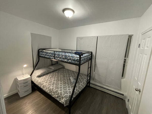 Enjoy a stylish experience in this central home.  casa particular in Queens · ★5.0 · 1 bedroom · 1 bed · 1 shared bath Shared room in casa particular vacation rental 843041198653798373
