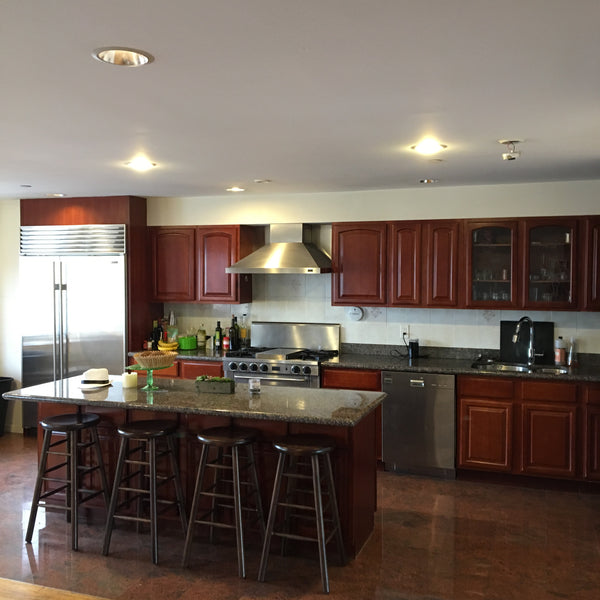 This is a rare top full floor PH apartment in the highly popular and best locate New York, NY Rental unit in New York · ★4.91 · 1 bedroom · 1 bed · 1 bath Private room in rental unit vacation rental 6643716