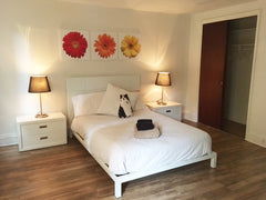 This hard to come by furnished studio apartment is located in the heart of Midto New York, NY Rental unit in New York · ★4.17 · Studio · 2 beds · 1 bath Entire rental unit vacation rental 14365130