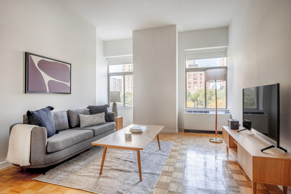 Discover the best of Downtown, with this studio Financial District apartment wit New York, NY Rental unit in New York · Studio · 1 bed · 1 bath Entire rental unit vacation rental 1009191708524895971