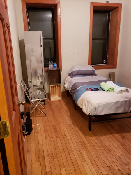 Prime Wlliamsburg Beautiful private room in a 1 Bedroom Apt. on Bedford and gran New York, United States Rental unit in Brooklyn · ★4.0 · 5 bedrooms · 1 bed · 1 bath Entire rental unit vacation rental 34873969