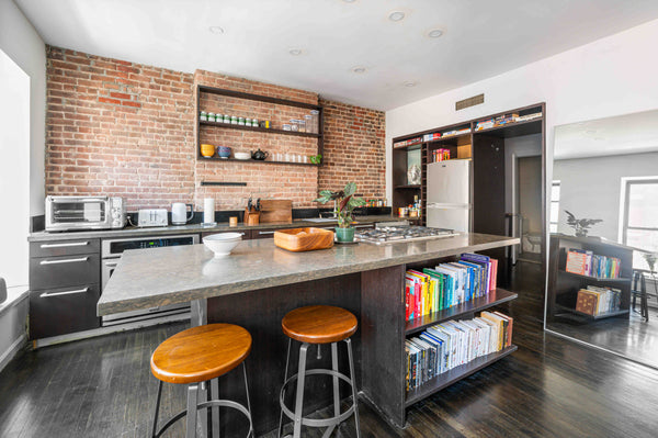 Welcome to my apartment in prime downtown Manhattan, the perfect escape from the New York, NY Rental unit in New York · ★4.91 · 1 bedroom · 1 bed · 1.5 baths Entire rental unit vacation rental 896986299190547837
