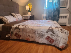 Nice, clean, and quiet room at private resident. The neighborhood is very friend New York, NY Home in Queens · 1 bedroom · 1 bed · 1 private bath Private room in home vacation rental 790642720405672493