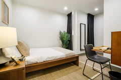 This clean, spacious and glossy room is available for rent as <br />   unfurnish  Rental unit in New York · 1 bedroom · 1 bed · 0 shared baths Private room in rental unit vacation rental 50164369
