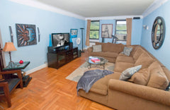 THIRTY DAY MINIMUM for the ENTIRE apartment. A pre-WWII Art Deco building in a s Mehoopany, PA Rental unit in New York · ★4.75 · 1 bedroom · 1 bed · 1 bath Entire rental unit vacation rental 538465