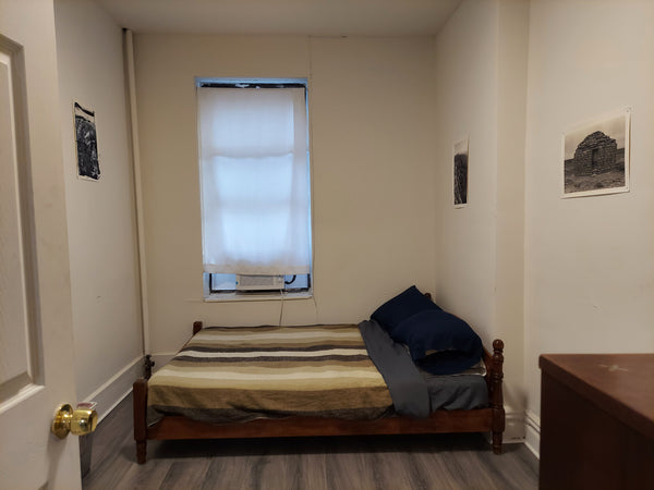Private room in a dog-friendly apartment just north of the Brooklyn Museum.  The New York, NY Rental unit in Brooklyn · ★4.91 · 1 bedroom · 1 bed · 1 private bath Private room in rental unit vacation rental 702360768619906155