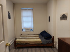 Private room in a dog-friendly apartment just north of the Brooklyn Museum.  The New York, NY Rental unit in Brooklyn · ★4.91 · 1 bedroom · 1 bed · 1 private bath Private room in rental unit vacation rental 702360768619906155
