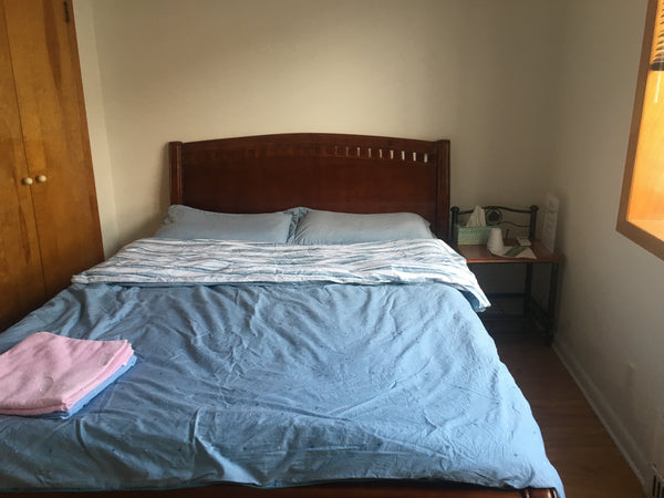 Room with queen sized bed, closet, and window Rock Springs, WY Home in Brooklyn · ★4.29 · 1 bedroom · 1 bed · 1 shared bath Private room in home vacation rental 28046416
