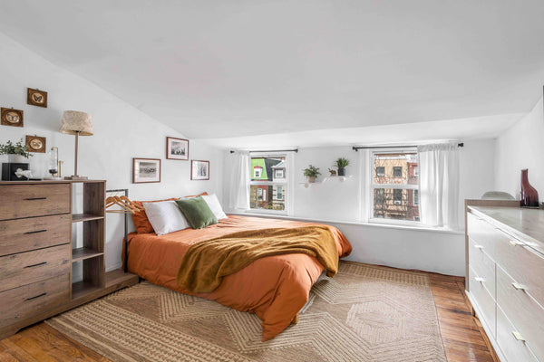 Welcome to your stay at The Luxe Loft in historic Bed-Stuy! This one of a kind h  Rental unit in Brooklyn · ★4.92 · 1 bedroom · 1 bed · 1.5 baths Private room in rental unit vacation rental 774843999742350040