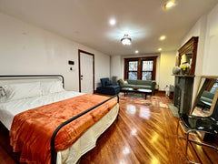 Studio style room close to all your Brooklyn needs. Step into a great oasis in b  Rental unit in Brooklyn · 1 bedroom · 1 bed · 1 shared bath Private room in rental unit vacation rental 884231783491033979